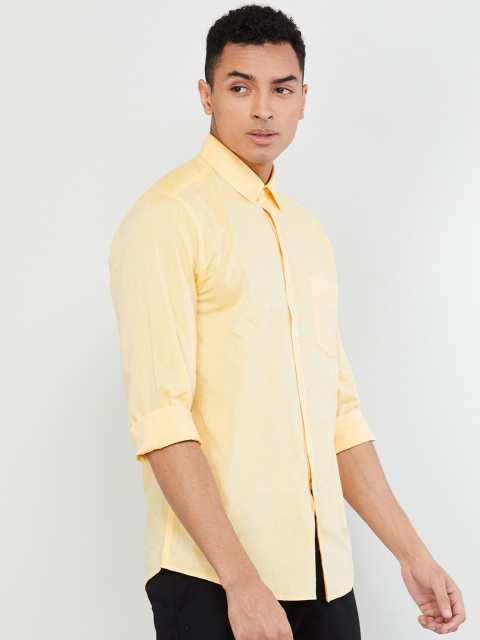 

max Men Yellow Regular Fit Solid Casual Shirt