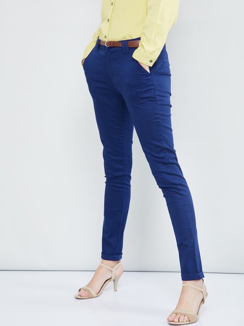 

max Women Blue Slim Fit Solid Chinos