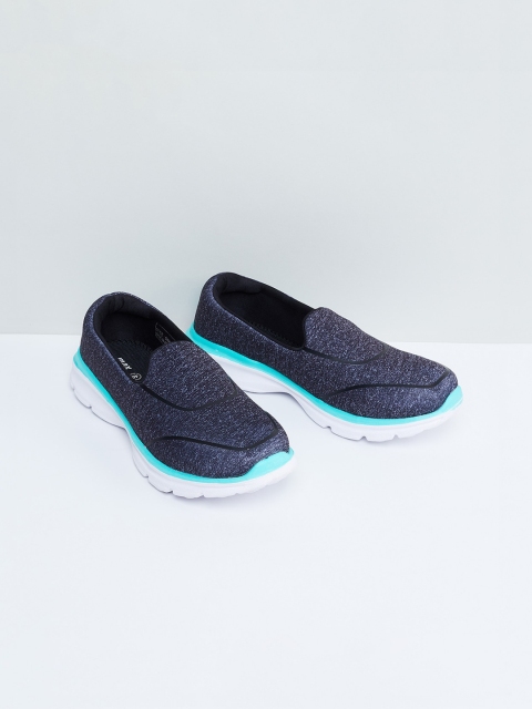 

max Women Grey & Blue PU Walking Shoes