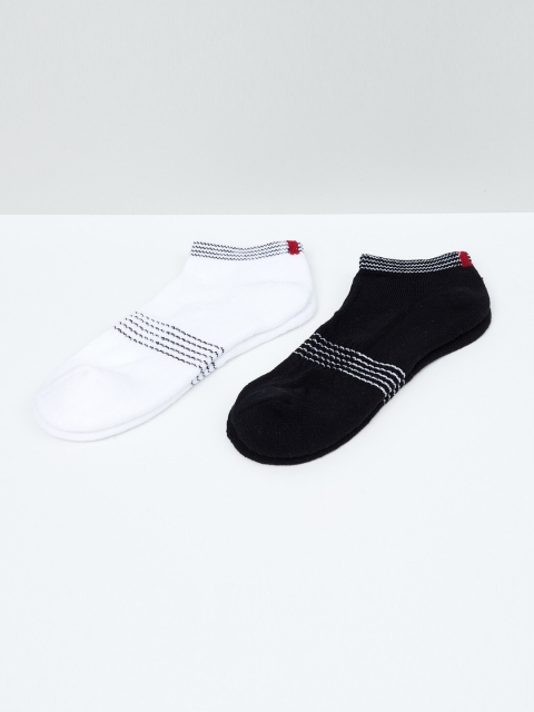 

max Women Black & White Set Of 2 Striped Socks