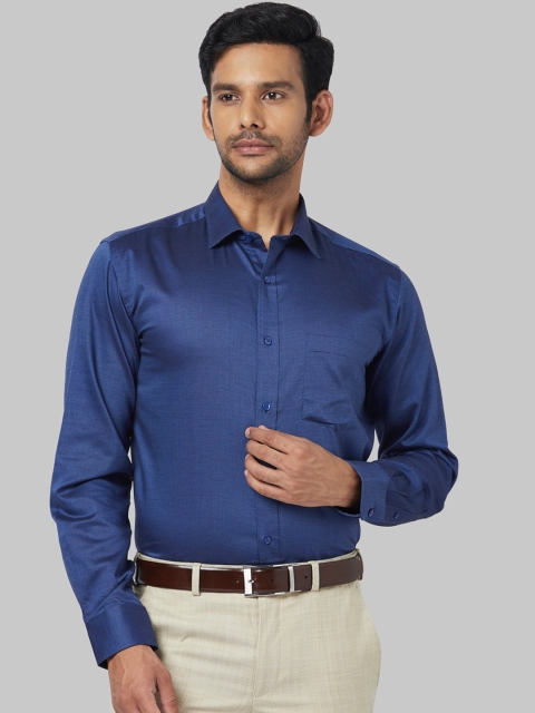 

Park Avenue Men Blue Regular Fit Solid Party Shirt