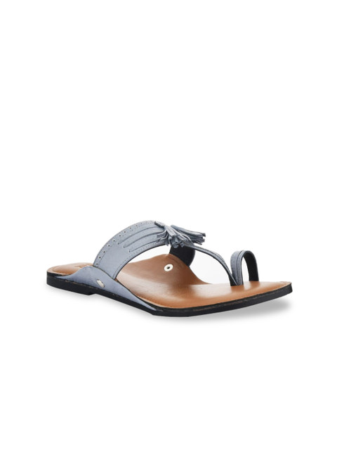 

SKO Women Grey Solid Leather T-Strap Flats