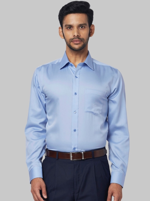Park Avenue Men Blue Regular Fit Solid Formal Shirt