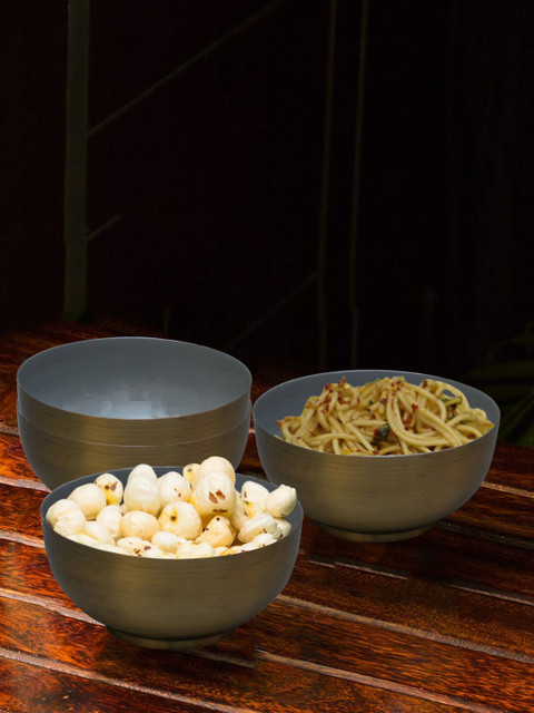 

nestroots Set Of 4 Grey Solid Decorative Metallic Unbreakable Serving Iron Bowl