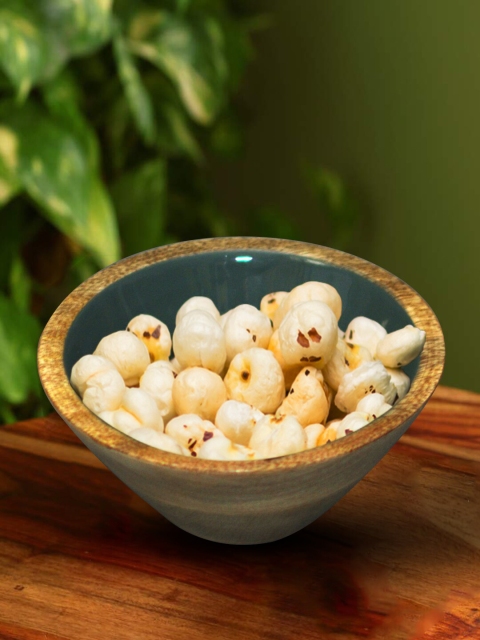 

Decorative Green & Brown Wooden Serving Bowl