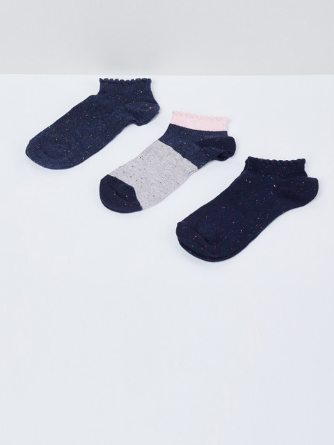 

max Women Pack Of 3 Ankle-Length Socks, Multi