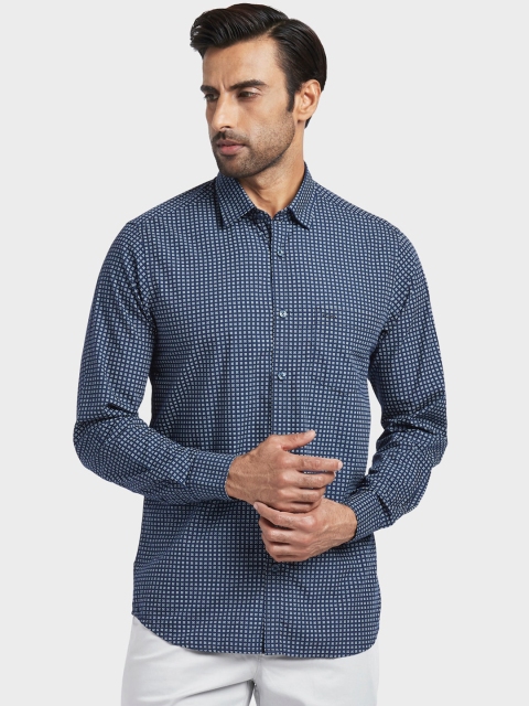 

ColorPlus Men Blue & Off-White Regular Fit Checked Formal Shirt