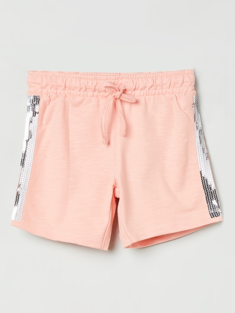 

max Girls Peach-Coloured Solid Regular Shorts