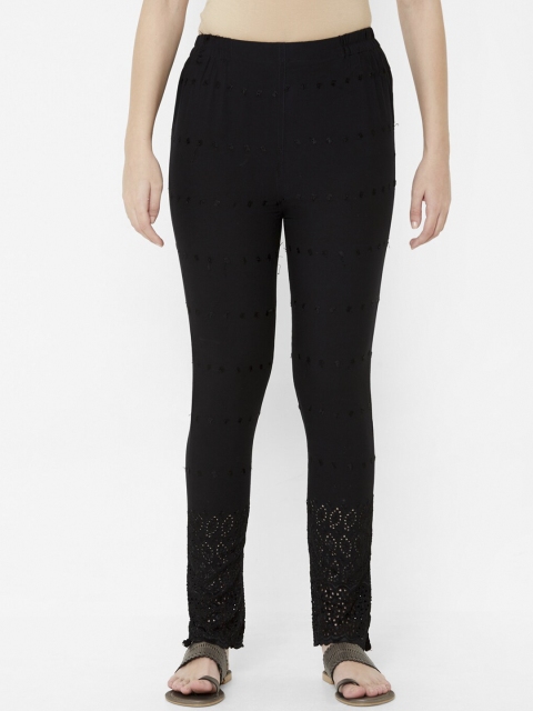 

Juliet Women Black Tapered Fit Solid Regular Trousers