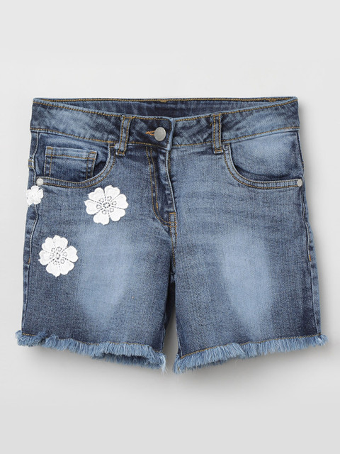 

max Girls Blue Washed Regular Fit Denim Shorts