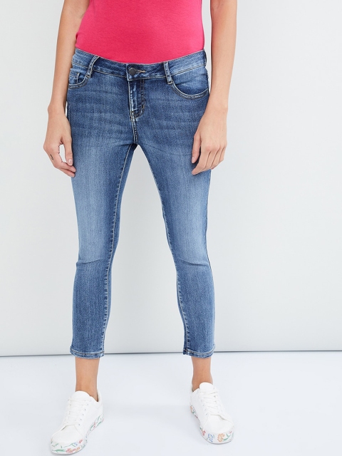 

max Women Blue Skinny Fit Mid-Rise Low Distress Stretchable Jeans