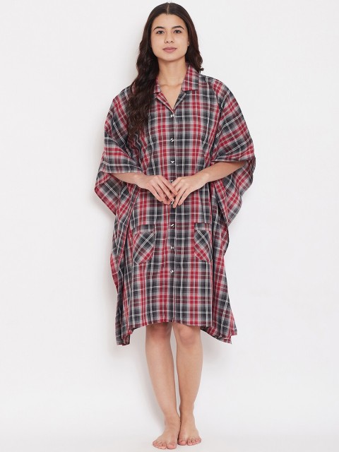 

The Kaftan Company Black Checked Nightdress
