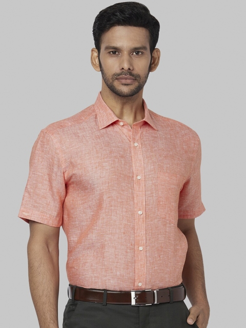 

Park Avenue Men Orange Regular Fit Solid Formal Shirt