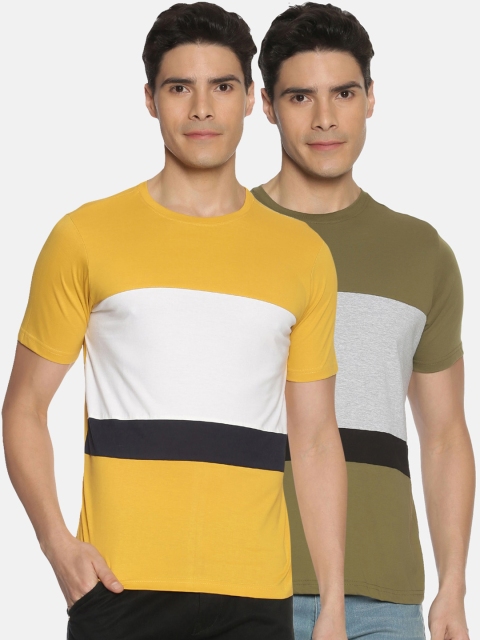 

IVOC Men Green Colourblocked Round Neck T-shirt