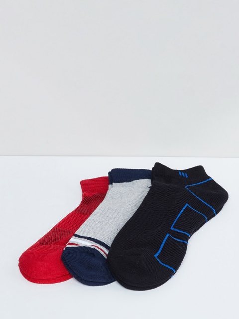 

max Men Pack Of 3 Assorted Ankle-Length Socks