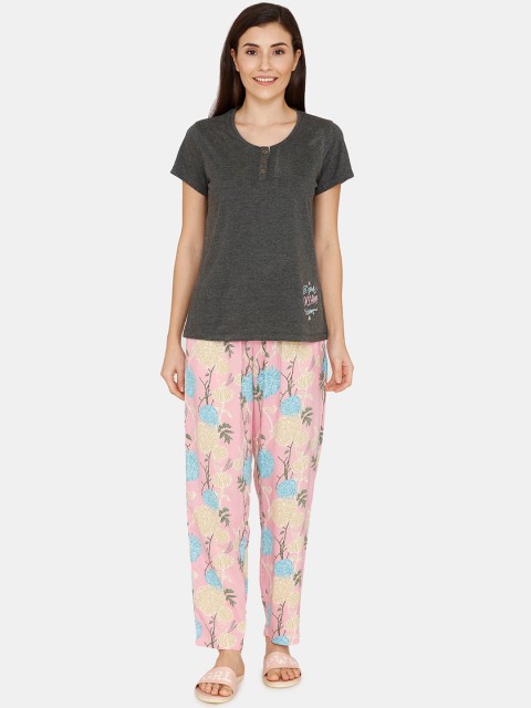 

Zivame Women Charcoal Grey & Pink Solid Night Suit