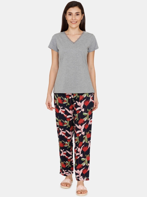 

Zivame Women Grey Melange & Black Printed Nightsuit