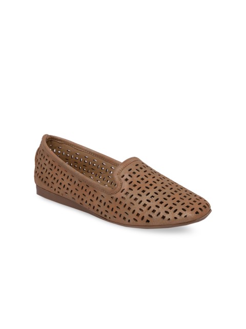 

Rocia Women Beige Textured Ballerinas