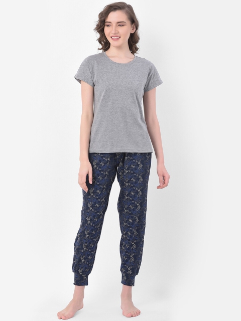 

Clovia Women Grey & Blue Solid Night suit
