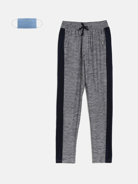 

Lil Tomatoes Boys Grey Solid Trackpants