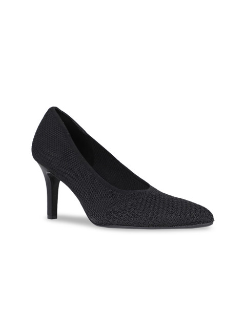 

Naturalizer Women Black Textured Leather Pumps