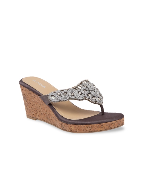 

Rocia Women Gunmetal Embellished Wedges, Metallic
