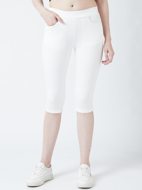 

Devis Women White Solid Skinny Fit Capris