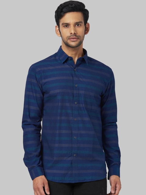 

Park Avenue Men Blue Regular Fit Striped Casual Shirt