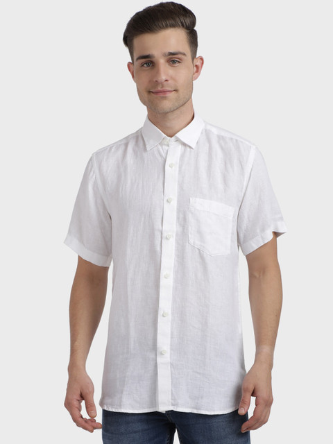 

ColorPlus Men White Regular Fit Solid Casual Shirt