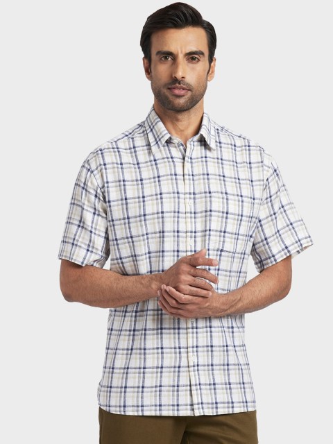 

ColorPlus Men White Classic Regular Fit Checked Casual Shirt