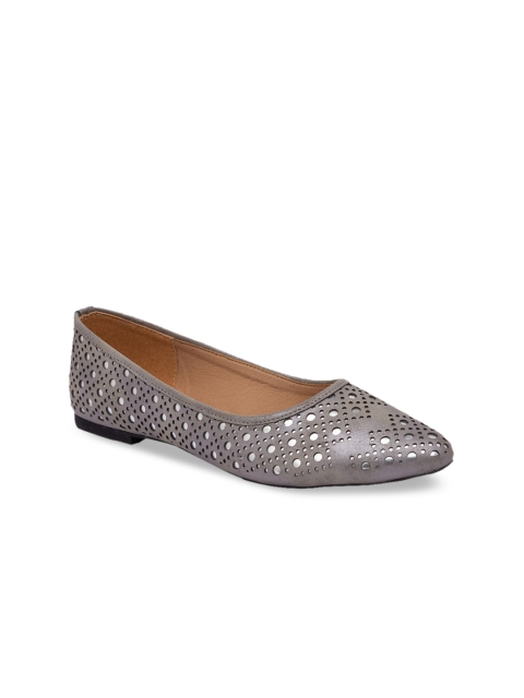 

Rocia Women Gunmetal-Toned Laser Cut Ballerinas, Metallic