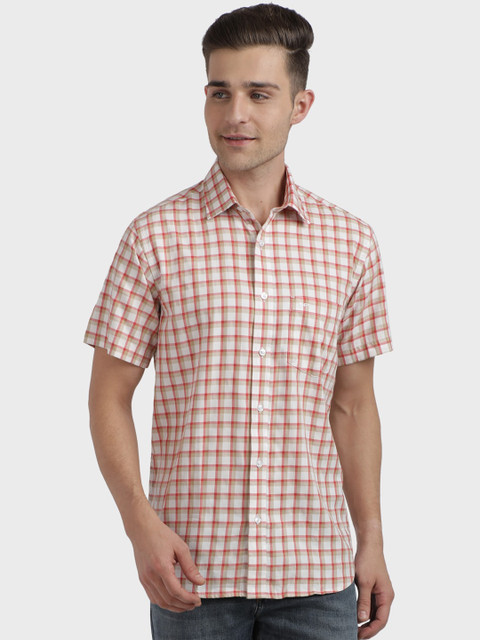 

ColorPlus Men White & Red Regular Fit Checked Casual Shirt