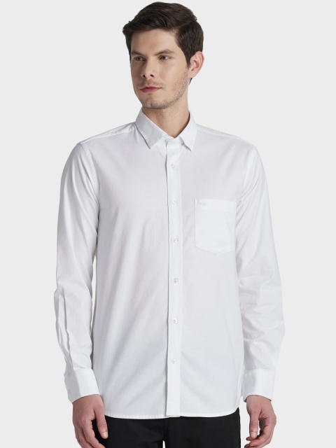 

ColorPlus Men White Tailored Fit Solid Casual Shirt