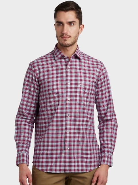 

ColorPlus Men Maroon & Blue Tailored Fit Checked Casual Shirt