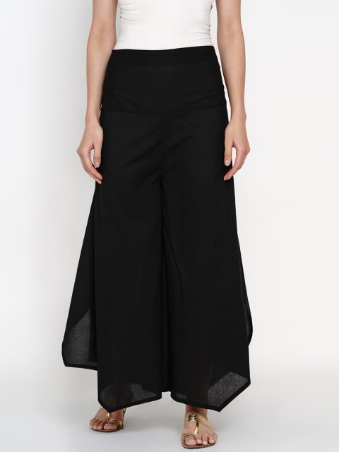 

FABNEST Women Black Solid Wide Leg Palazzos