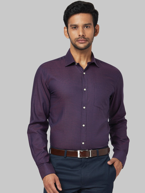 

Park Avenue Men Purple Regular Fit Self Design Formal Shirt