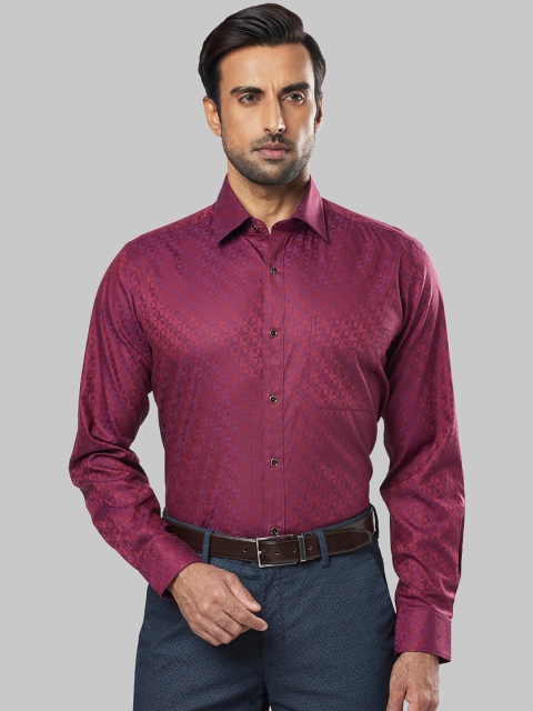 

Raymond Men Burgundy Regular Fit Self Design Formal Shirt