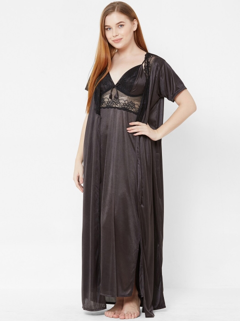 

FashionRack Black Solid Nightdress