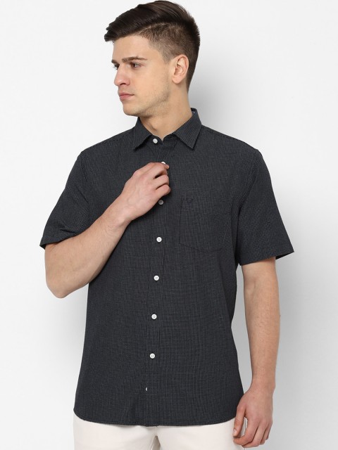 

Allen Solly Men Black Slim Fit Printed Casual Shirt