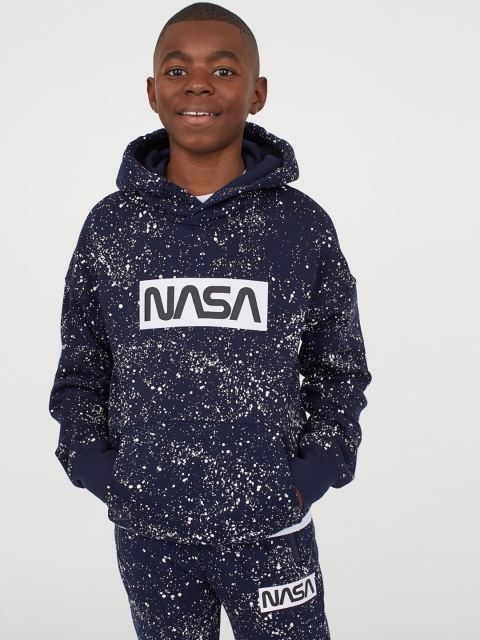 

H&M Boys Blue Printed Hoodie