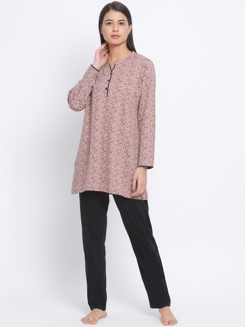 

Kanvin Women Mauve & Black Printed Night Suit