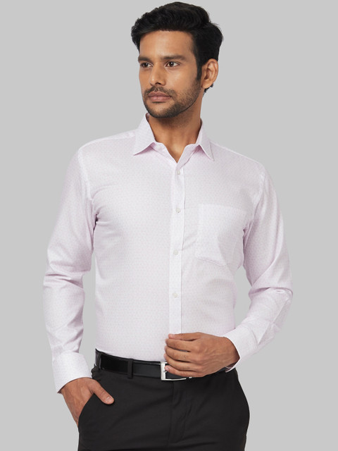 

Park Avenue Men White & Pink Regular Fit Printed Formal Shirt