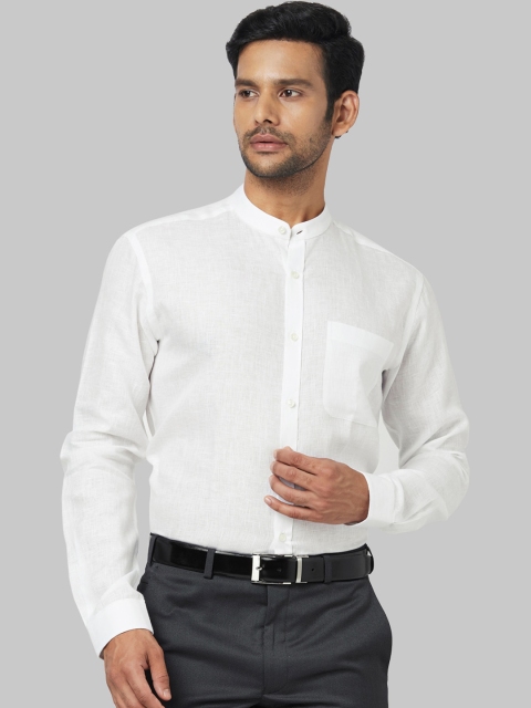 

Park Avenue Men White Regular Fit Solid Formal Shirt