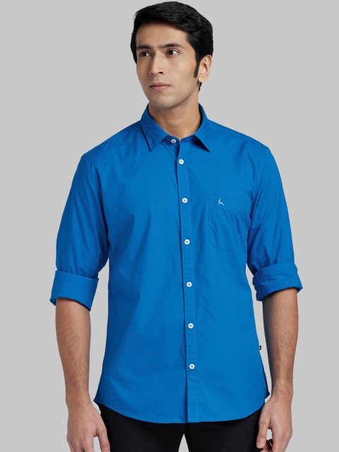 

Parx Men Blue Regular Fit Solid Casual Shirt