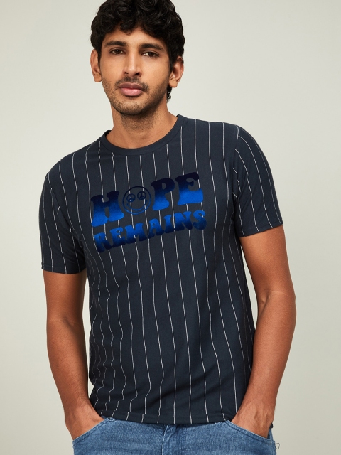 

Smiley World Men Navy Blue Striped Round Neck T-shirt