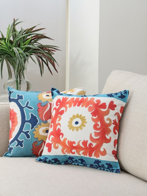 

BLUE BOAT White & Red Set of 2 Floral Square Cushion Covers