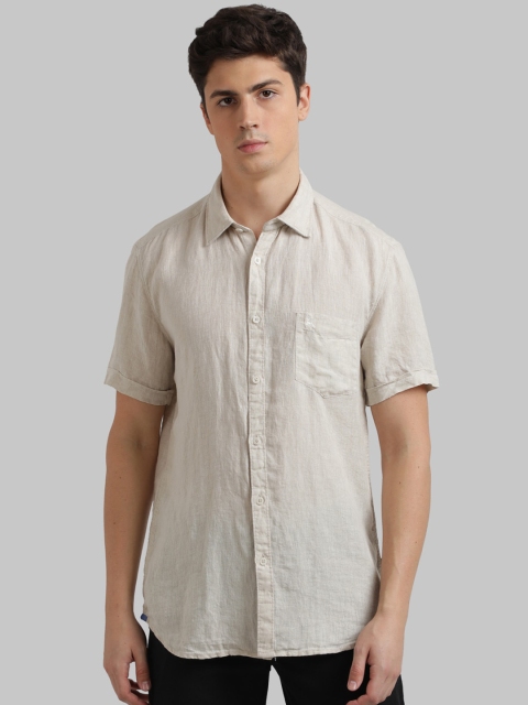 

Parx Men Brown Regular Fit Solid Casual Shirt