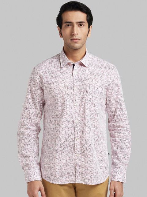 

Parx Men White & Red Regular Fit Printed Casual Shirt