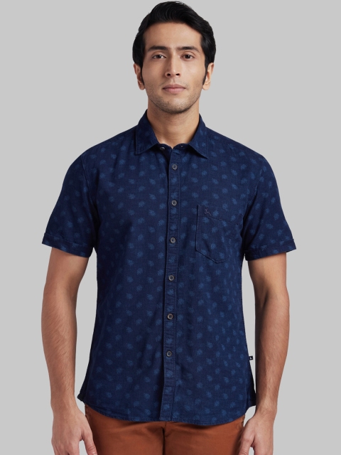 

Parx Men Navy Blue Regular Fit Printed Casual Shirt