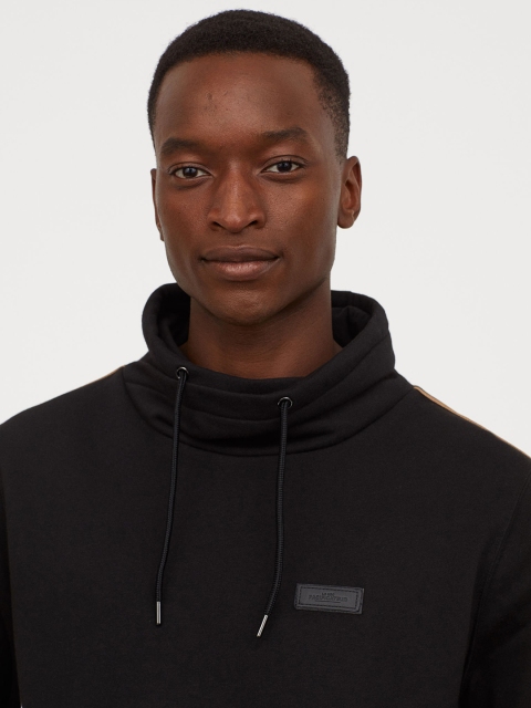 

H&M Men Black Solid Funnel-Collar Sweatshirt